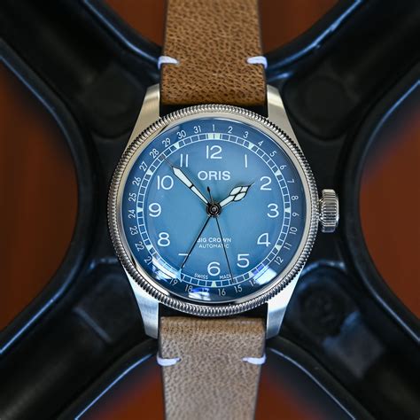 oris pointer date 38mm.